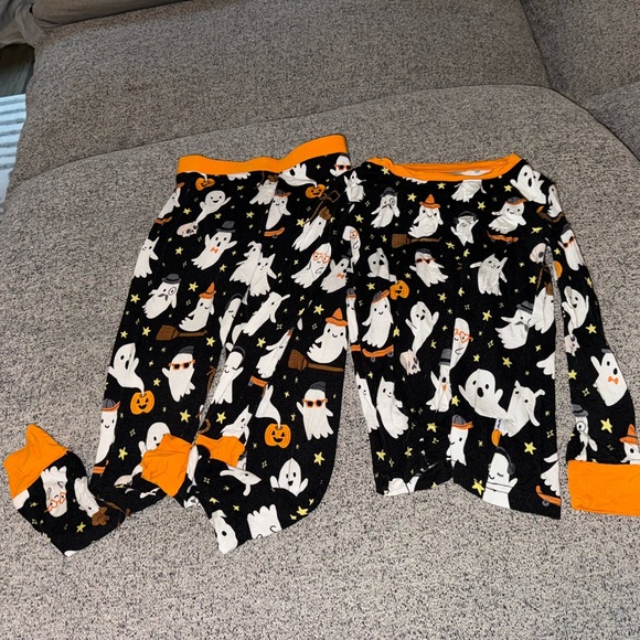 Little Sleepies Bamboo Pajama Set Size 5/6, Halloween - Picture 1 of 4